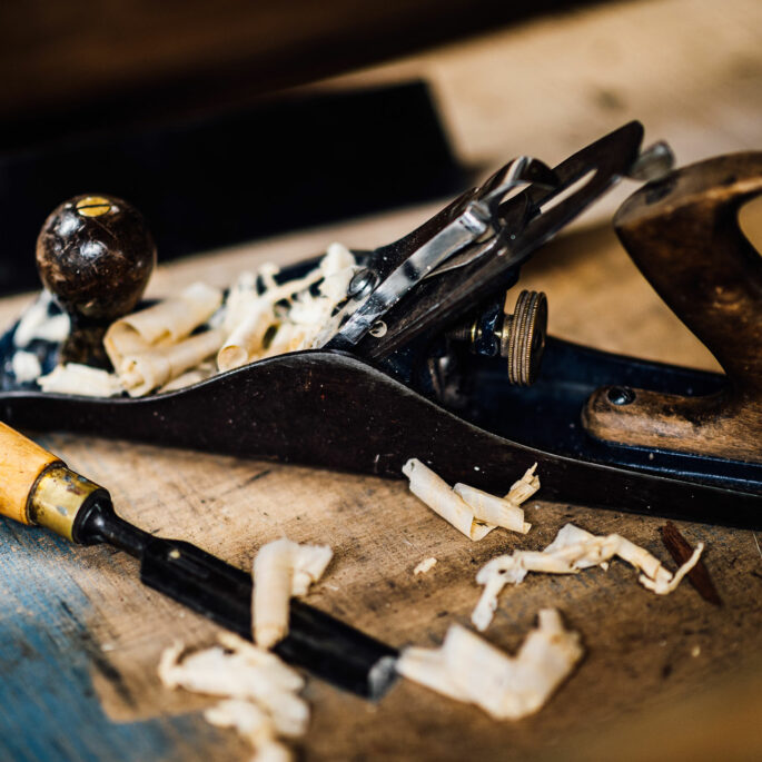 The advantages of having bespoke wooden furniture
