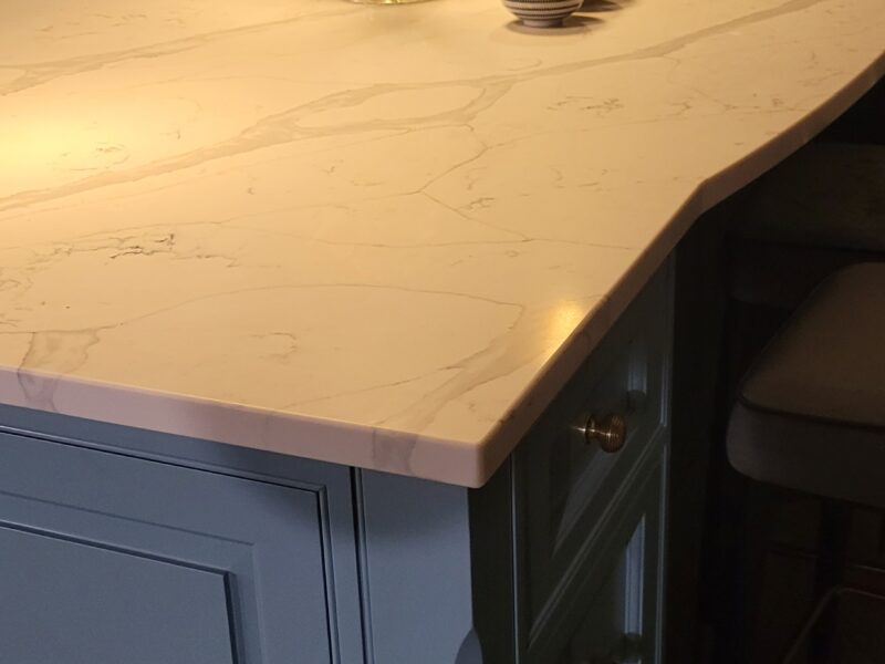 Quartz worktop on island unit